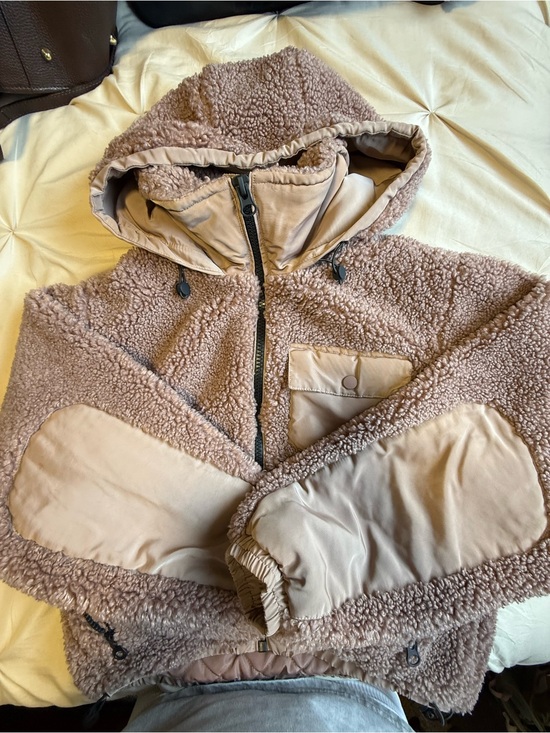 For The Republic Jackets & Blazers - For The Republic Soft Pink Sherpa Jacket
